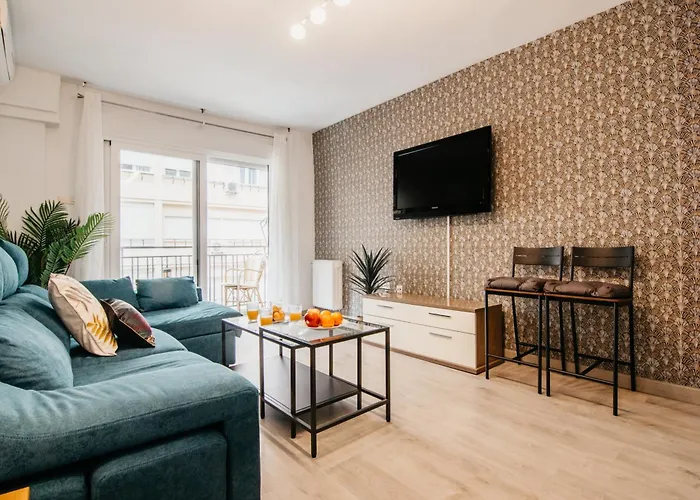 Tuguest Maria Luisa Apartment - Free Parking
