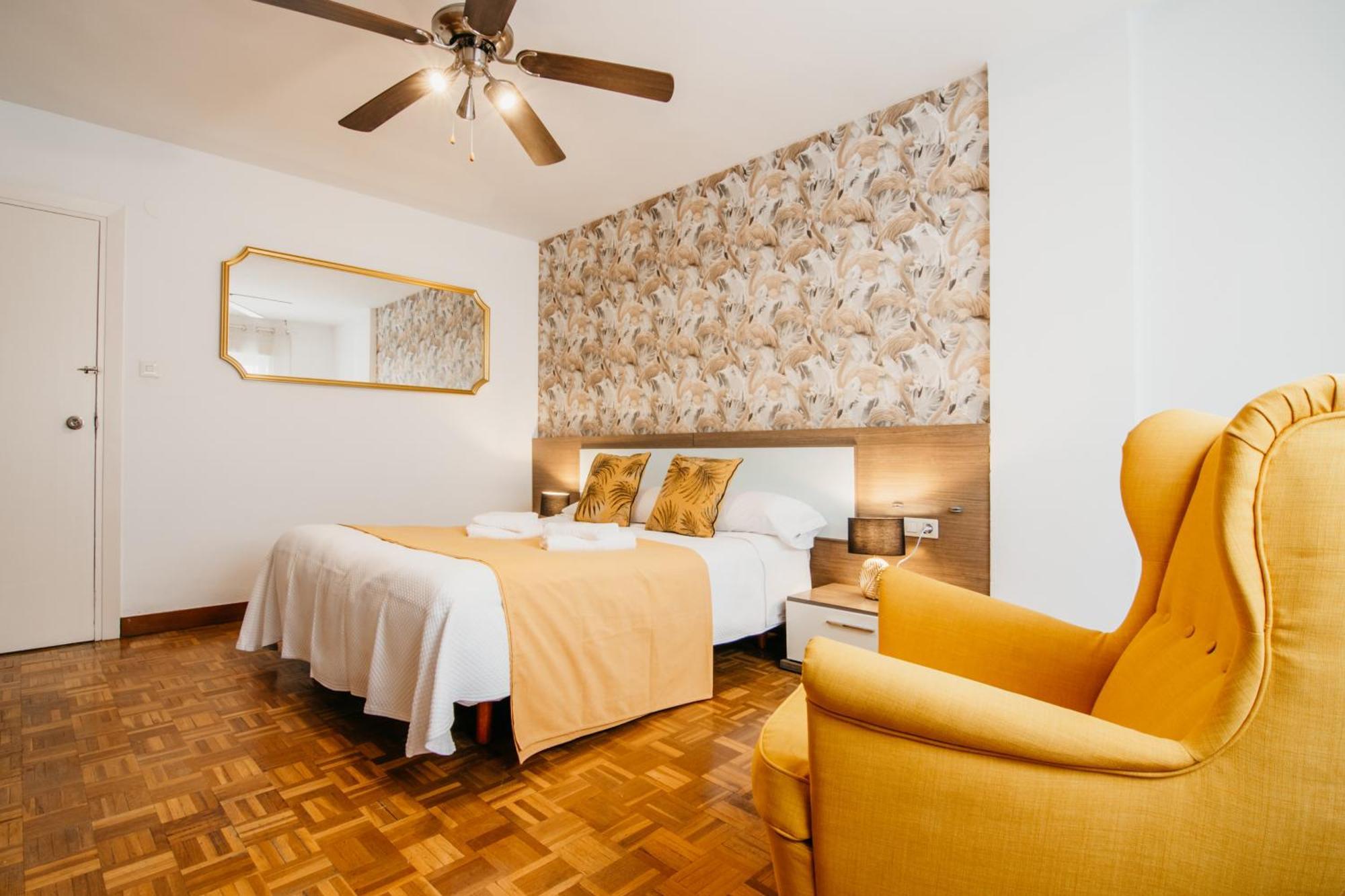 Apartment Tuguest Maria Luisa - Free Parking Granada